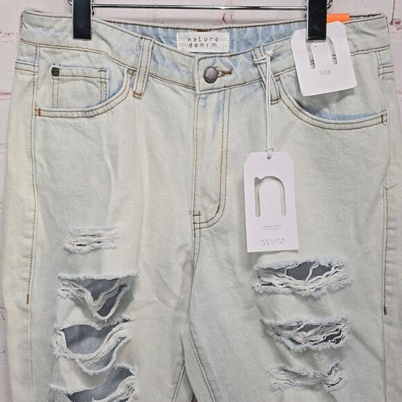 Nature Denim Kyler Mom Jeans Distressed Light Wash Womens Size 9 NWT - Picture 2 of 14